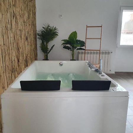 Burbujas Manchegas Villa El Toboso Exteriör bild